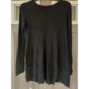 Ribbed Knit Sweater Long Sleeve Black Top With Bottom Slit Womens Size XS